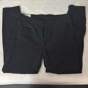 Gap True Skinny Mid rise jeans🖤